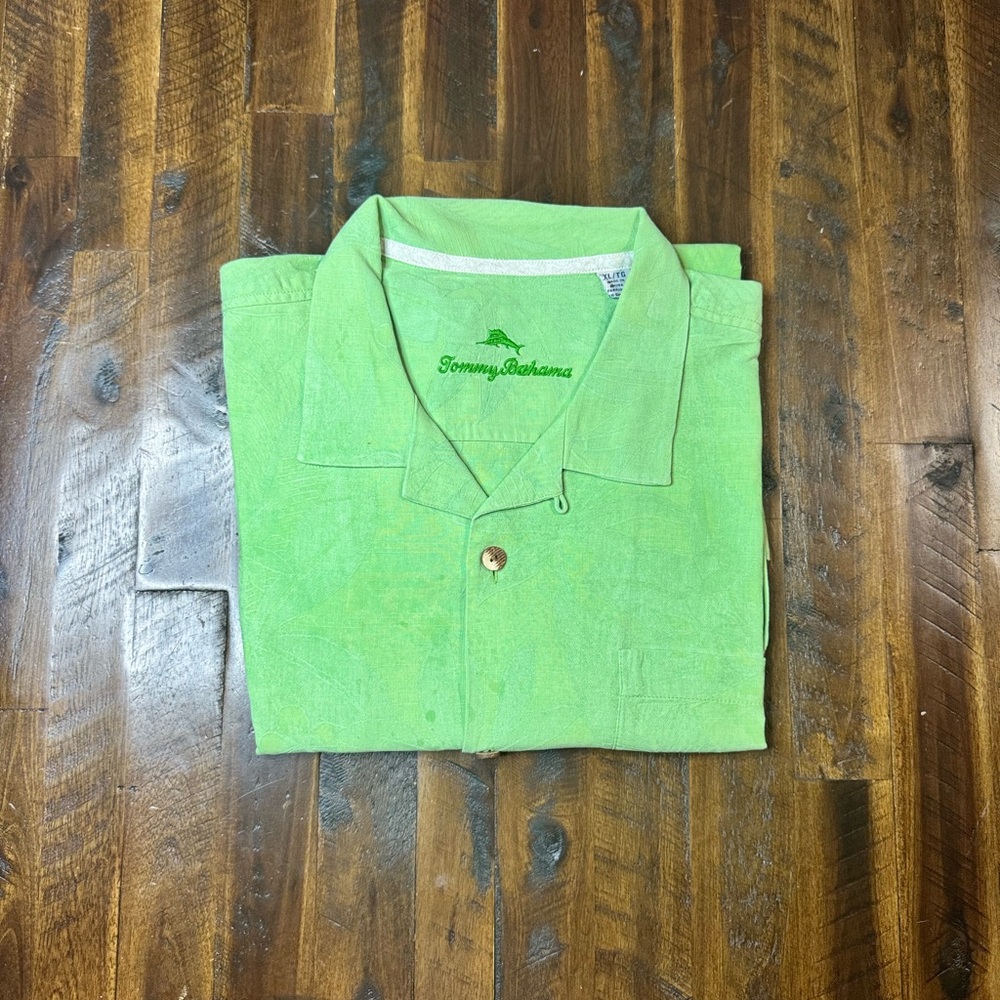 Tommy Bahama Vibrant Green Casual Shirt size XL
